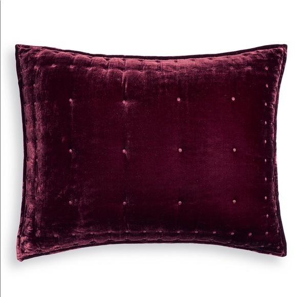 Martha Stewart Other - Martha Stewart Tufted Velvet Standard Pillow Sham